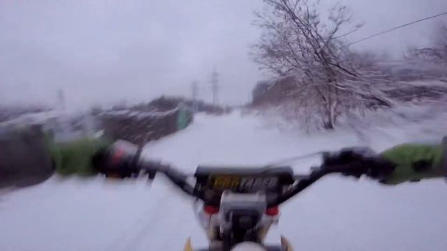 Зимние покатушки на питбайке Kayo 125 смотреть онлайн