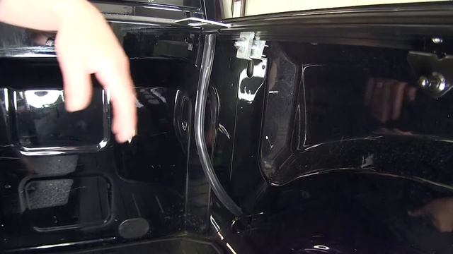 etrailer | BAKFlip G2 Hard Tonneau Cover Installation - 2015 Ram 1500 смотреть онлайн