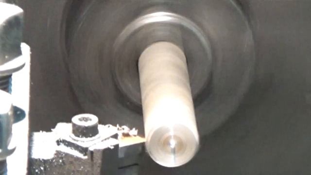 Самодельный снегоход 02 ,сборка часть №6,токарные работы по передней подвески. смотреть онлайн