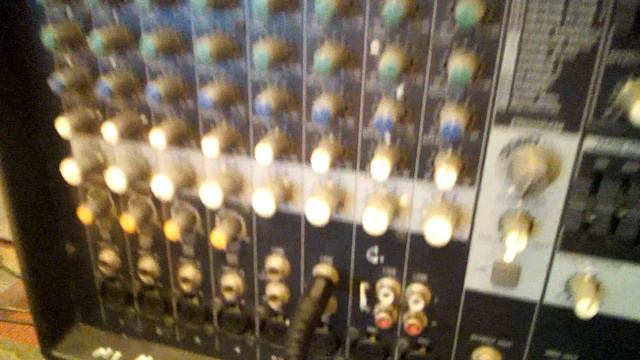 JBL JRX100 + YAMAHA EMX312sc + SOUNDCRAFT Signature 10 (2/2) смотреть онлайн