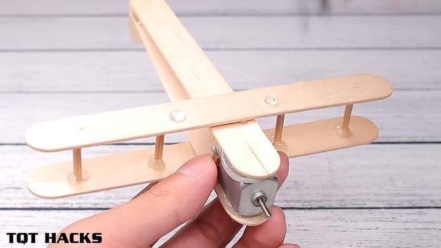 How to make A Plane with DC Motor - Toy Wooden Plane DIY смотреть онлайн