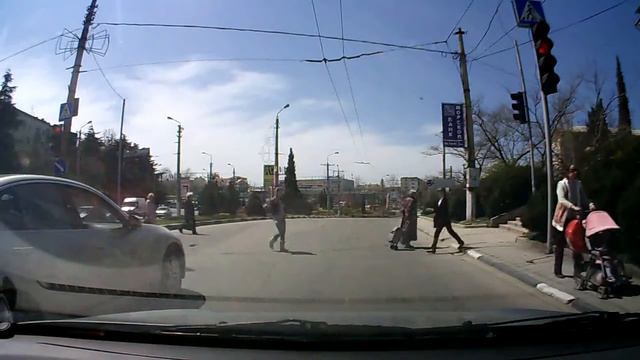 27 04 11 въезд на пл 50 летия СССР торопыжка 02 смотреть онлайн