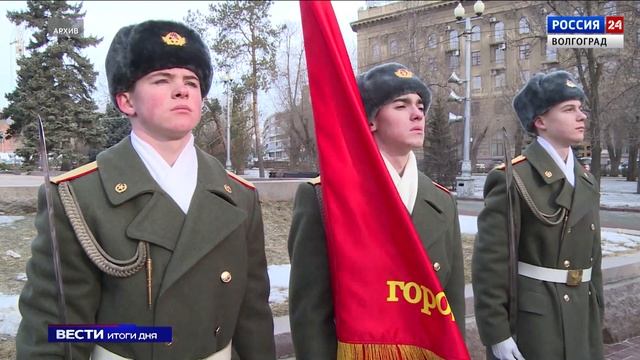 Улицу в Ленинске назвали именем полного кавалера ордена Славы Владимира Финогенова смотреть онлайн
