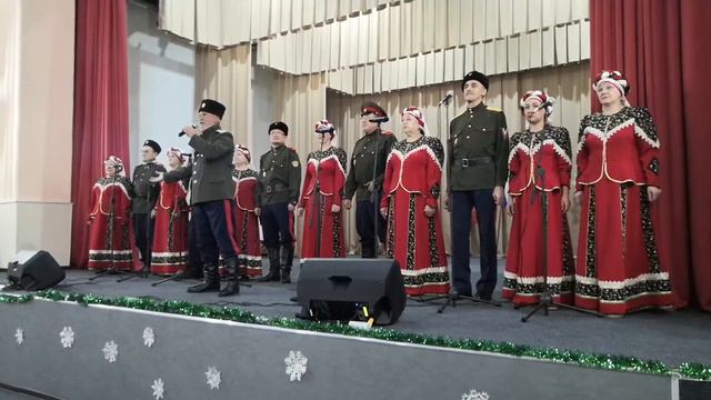 Песня "Мы с тобой казаки, дети русского поля", хор "Братина", село Поперечное, Кузбасс смотреть онлайн