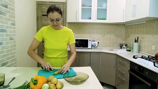 Мясо по-грузински с картофелем. Как приготовить мясо в духовке. Простая кухня. смотреть онлайн