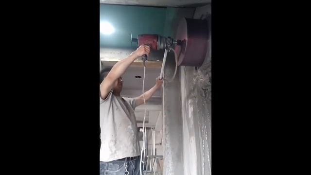 China-Shuanggao Handheld Core Drilling Machine Drilling Diameter 400mm смотреть онлайн