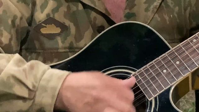 Пригласили в гости на даче. Коптильня-ракета. Чудесный вечер под гитару. Наконец-то ОТДЫХ !!! смотреть онлайн