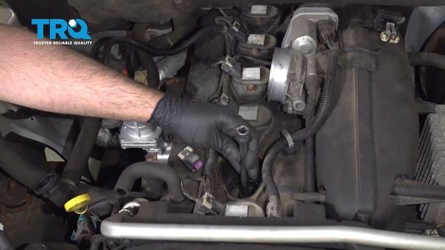 How To Replace Spark Plug 2002-2009 Chevrolet Trailblazer смотреть онлайн