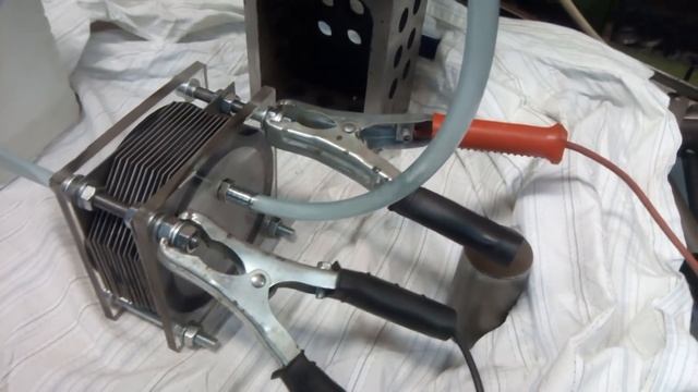 Электролизер генератор водорода первый опыт взрыв смотреть онлайн