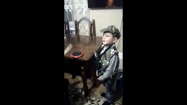 "Взрослые дети", для вас?Пусть всегда будет солнце, пусть всегда будет мама!- пели, поют наши детки смотреть онлайн