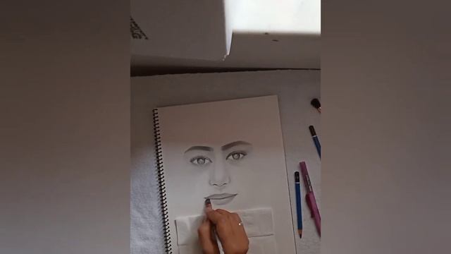 Random Light sketch portrait✌ смотреть онлайн
