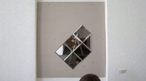 Монтаж зеркального панно