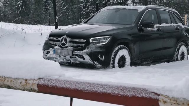 Mercedes GLC 400d 4Matic - 4x4 deep snow test смотреть онлайн