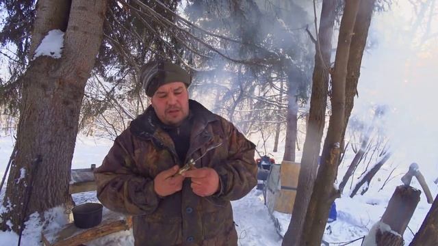 Суп с фасолью и фрикадельками в лесу, в легкий морозец -18 смотреть онлайн