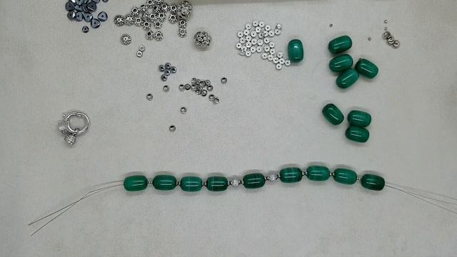 Мастер-класс. Браслет. Браслет на ювелирном тросике. Малахит. Handmade. Bracelet. Своими руками. смотреть онлайн