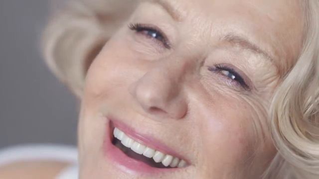 L'Oréal Paris Age Perfect UK - Helen Mirren - director's cut смотреть онлайн