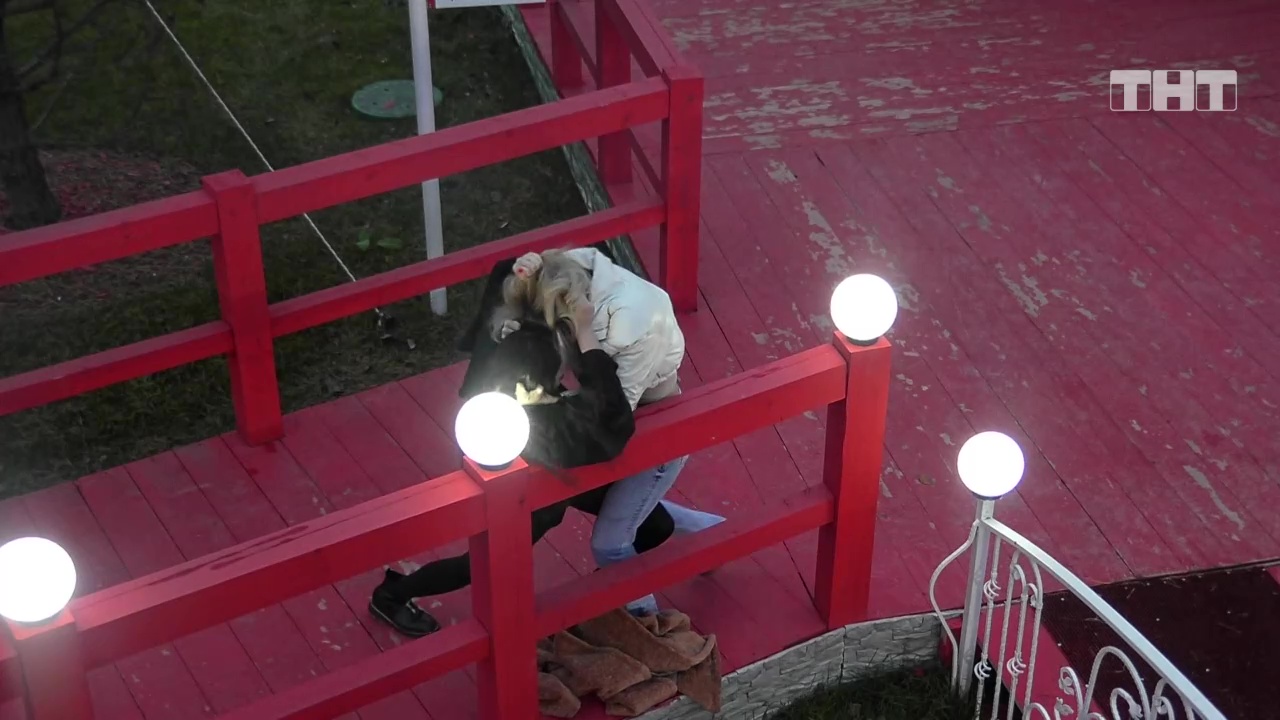 Дом-2: Жесткая драка Стецевьят и Балтер смотреть онлайн