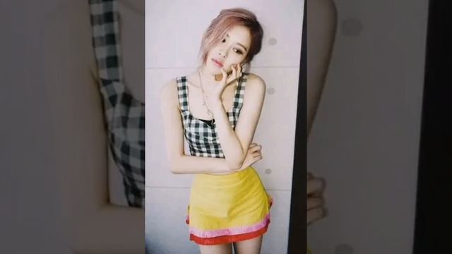 Редкие фото Розе из Black Pink! смотреть онлайн