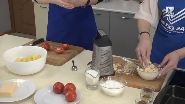Наша кухня. Готовим фрикадельки с картофелем и овощной салат (22.11.2020) смотреть онлайн