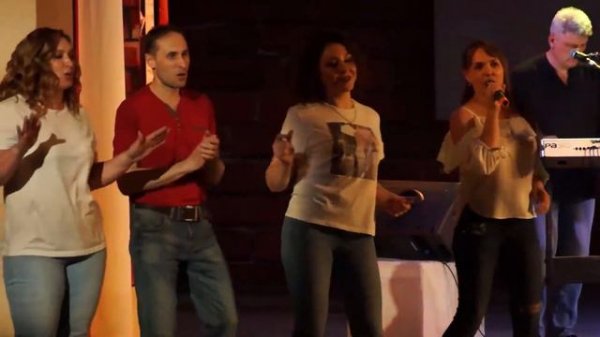 Гр. Поворот - Но зато мой друг лучше всех играет блюз