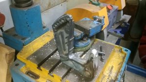 Микро ремонт лодочного мотора YAMAHA  или восстановление кронштейнов струбцин крепления к транцу  :