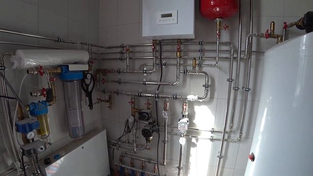 Отопление частного дома. Пока без газа, но экономно. Первично-вторичные кольца. Дизайн радиаторы. смотреть онлайн