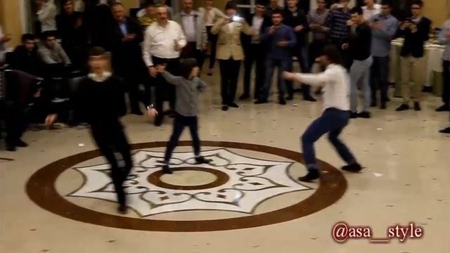 БАЛКАРСКАЯ СВАДЬБА / ASA STYLE ЗАЖИГАЮТ ЛЕЗГИНКУ В НАЛЬЧИКЕ смотреть онлайн