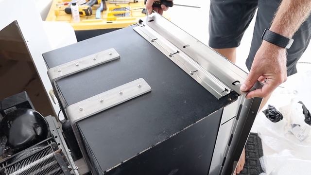 Reality of a New Boat || Part 2: 2 Years of Repairs to Our Leopard 45 Sailing Catamaran смотреть онлайн