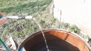 Возможности вибрационного насоса. Качает на 200 метров!!!