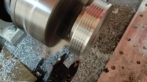 Точим поликлиновый шкив на самодельном токарном ЧПУ