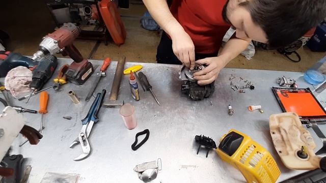 Huter 33куб.Как собрать триммер Хутер на 26-33 куб. смотреть онлайн