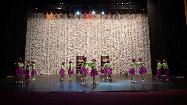 Поворята | Народный коллектив современно-эстрадного танца «Шоу-балет FLASH» смотреть онлайн