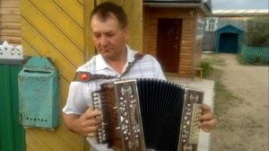 Играет Фанис Зиятдинов