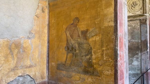 Pompei Ruins & Mount Vesuvius In 1 Day | Naples Travel Guide