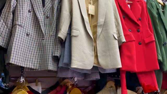 МОДНАЯ ЖЕНСКАЯ ОДЕЖДА ? Платья Костюмы Рубашки Пиджаки Оптом и в Розницу ✨Рынок Садовод 2020 смотреть онлайн