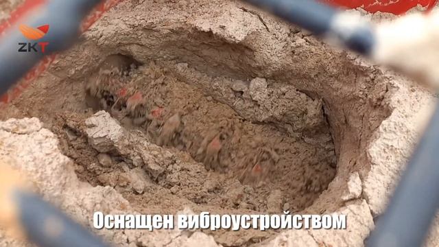 Пескоразбрасыватель ZKT-2500 в работе смотреть онлайн