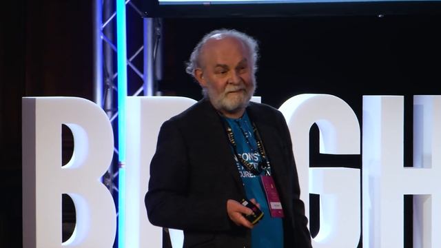 How infrared light could reverse Alzheimer's - Paul Chazot смотреть онлайн