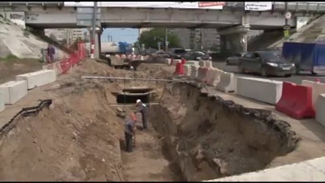 Ремонт трубопровода под федеральной трассой смотреть онлайн