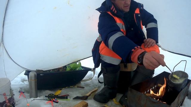 уха на льду в палатке р.Волнушка д.Скнятино смотреть онлайн