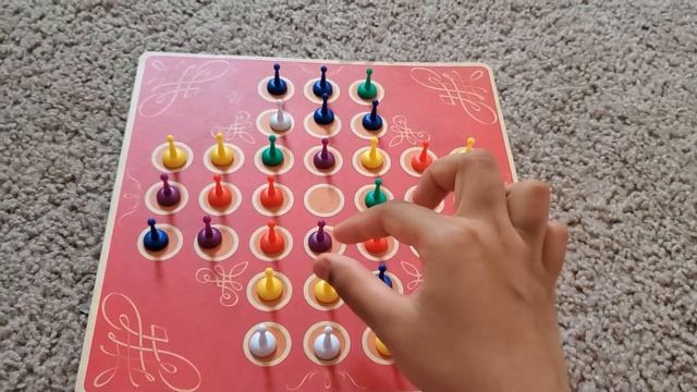 How to Play Solitaire Board Game. смотреть онлайн