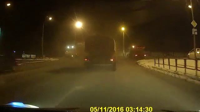 Очистка города Южно-Сахалинск от пыли и грязи смотреть онлайн