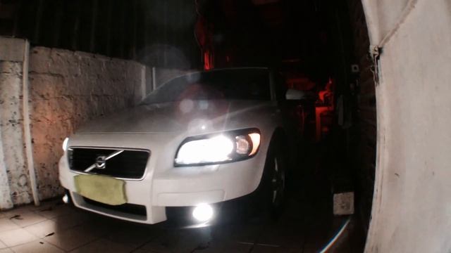 Volvo C30 2.0 Random Takes смотреть онлайн