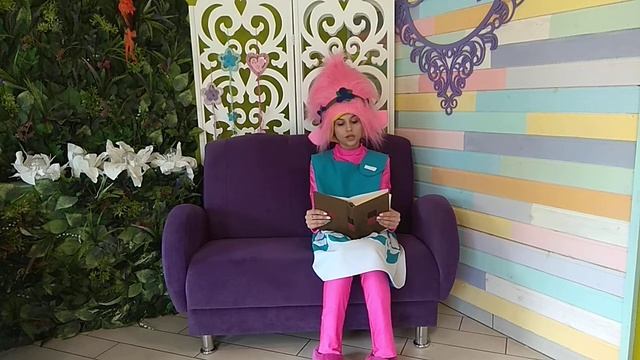 Сказка про Кошку Неженку. Автор И.Ревю. Читает наша Розочка. Студия детских праздников Люмар смотреть онлайн