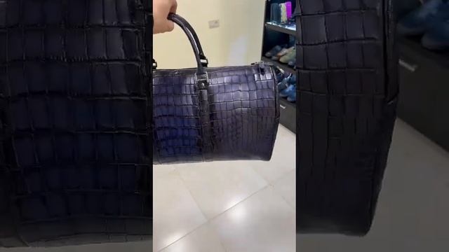 Дорожная/спортивная сумка, из натуральной кожи крокодила! смотреть онлайн