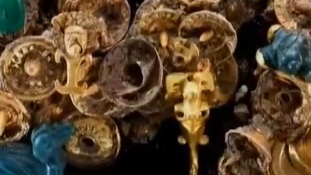 Невероятные артефакты працивилизации найдены в подземных пещерах Эквадора смотреть онлайн