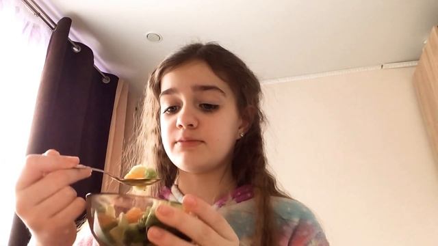 Тренируюсь и Питаюсь как Дженна Ортега✌?? смотреть онлайн