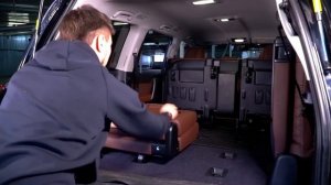 Lexus LX 570 установка механического третьего ряда [ТРЕТИЙ РЯД TOYOTA vs LEXUS]
