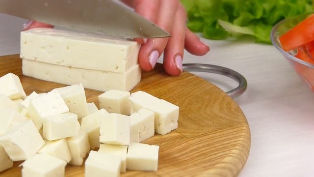 ГРЕЧЕСКИЙ Цезарь/Домашний Салат с курицей и сухариками смотреть онлайн