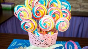 Меренги(безе) на палочке.  Немного весеннего настроения / Meringues on a stick - Я - ТОРТодел!