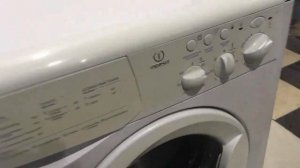 Стиральная машина INDESIT WI84X